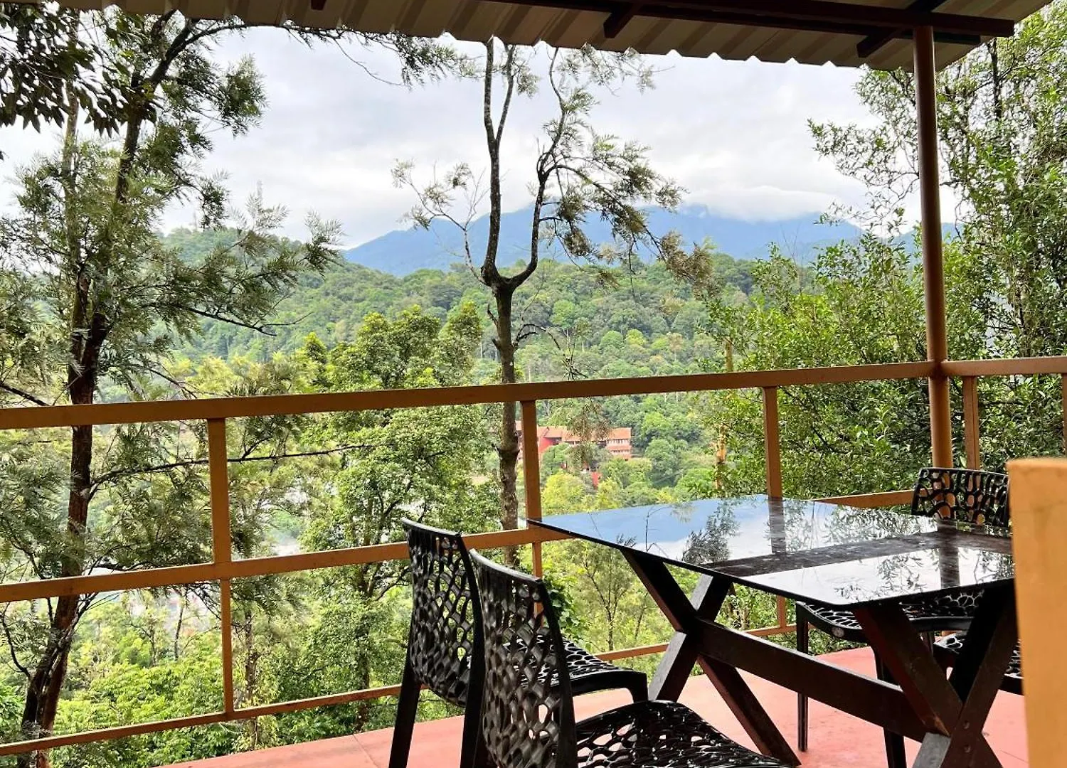 Misty Cloud Resort 维特利