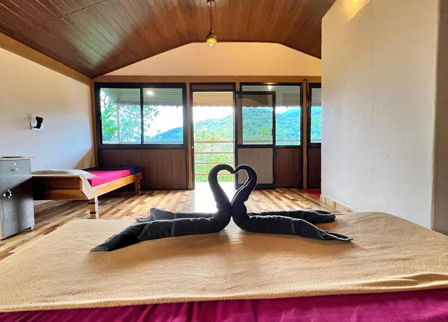 Misty Cloud Resort Vythiri India