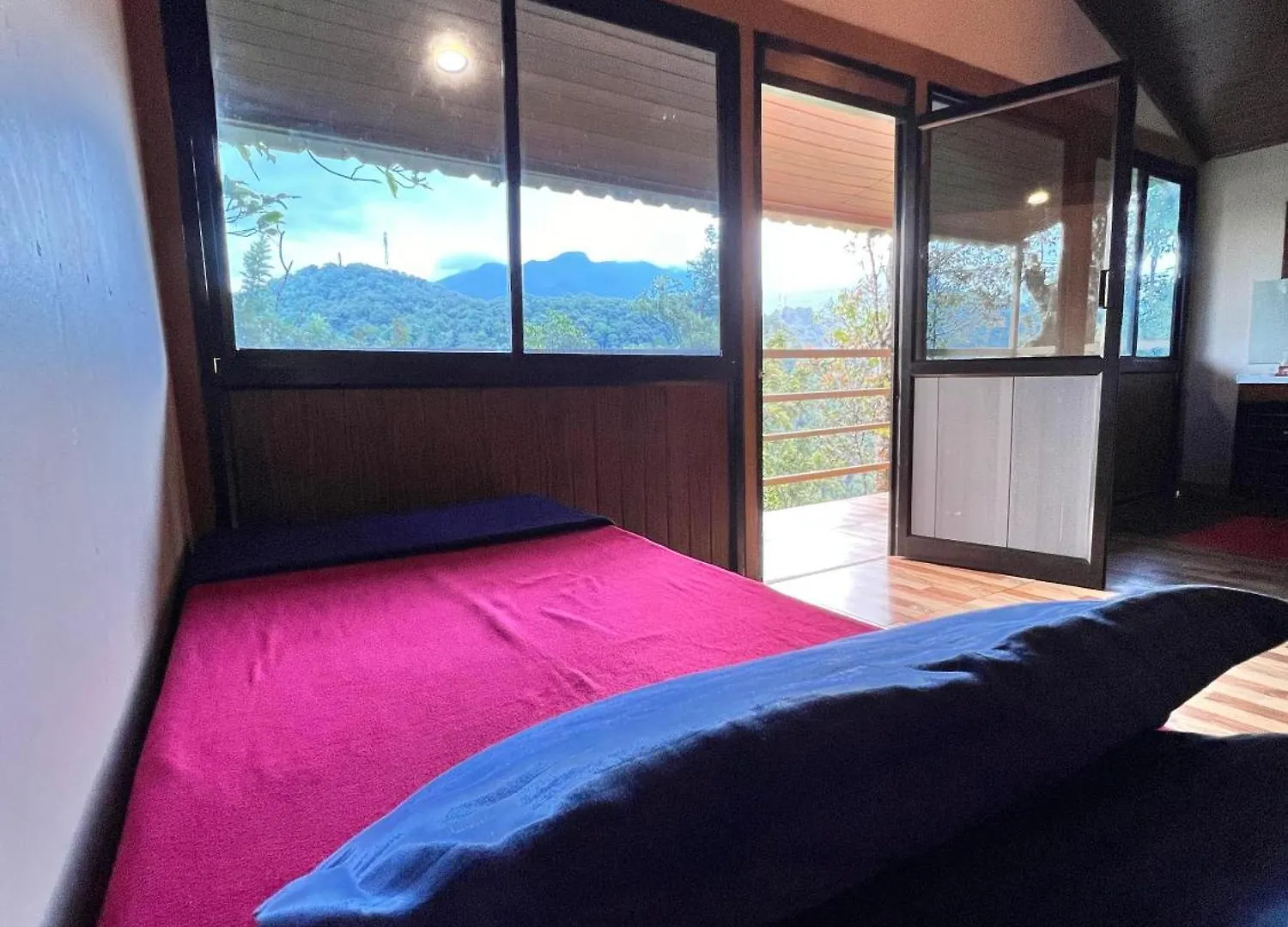 Misty Cloud Resort Vythiri India
